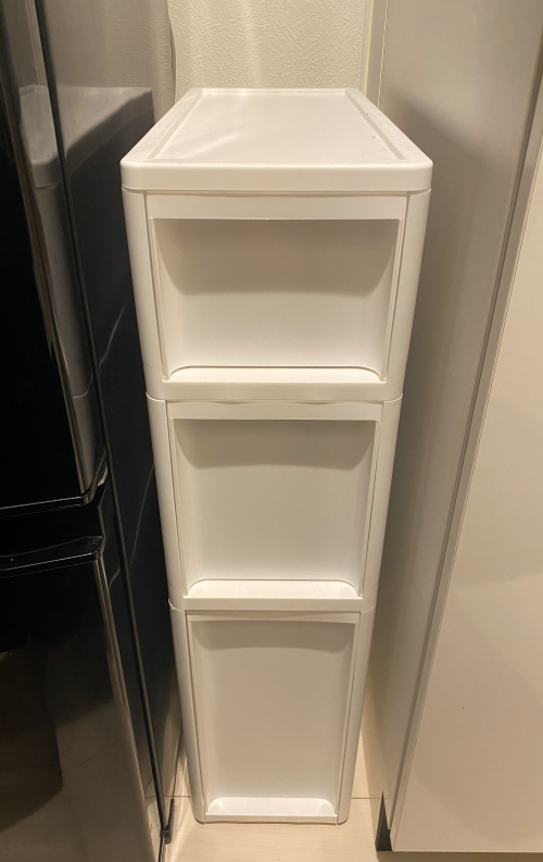 ニトリのスリムストッカー画像